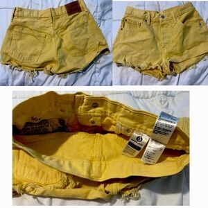 Levi’s shorts size 27 woman
